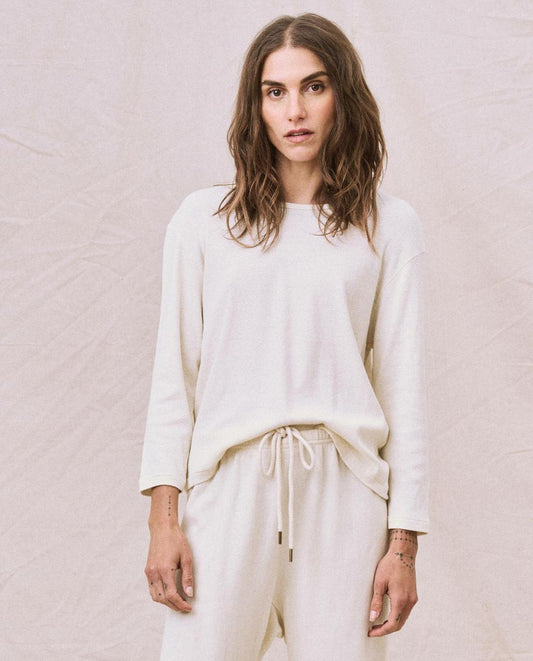 The Great. Long Sleeve Tees | The Long Sleeve Recycled Slim Crew. Natural - Women