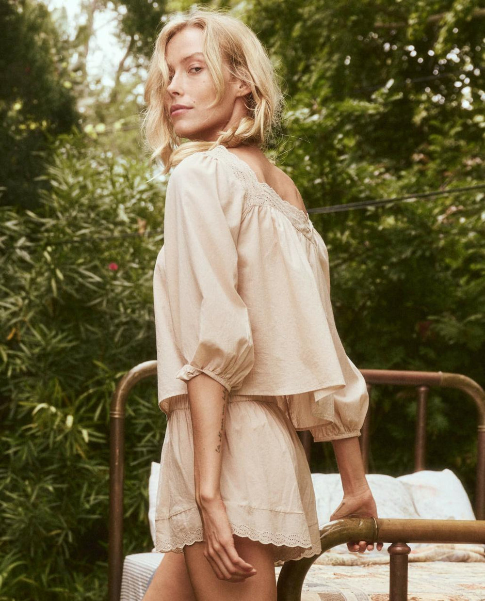 The Great. Sleep Tops | The Eyelet Button Sleep Top. Soft Rosette - Women