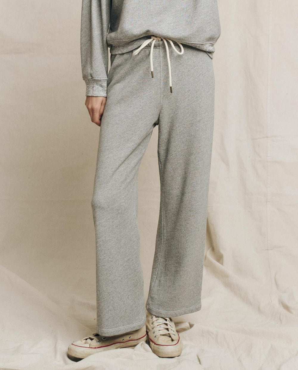 The Great. Sweatpants | The Lap Sweatpant. Solid Varsity Grey - Women