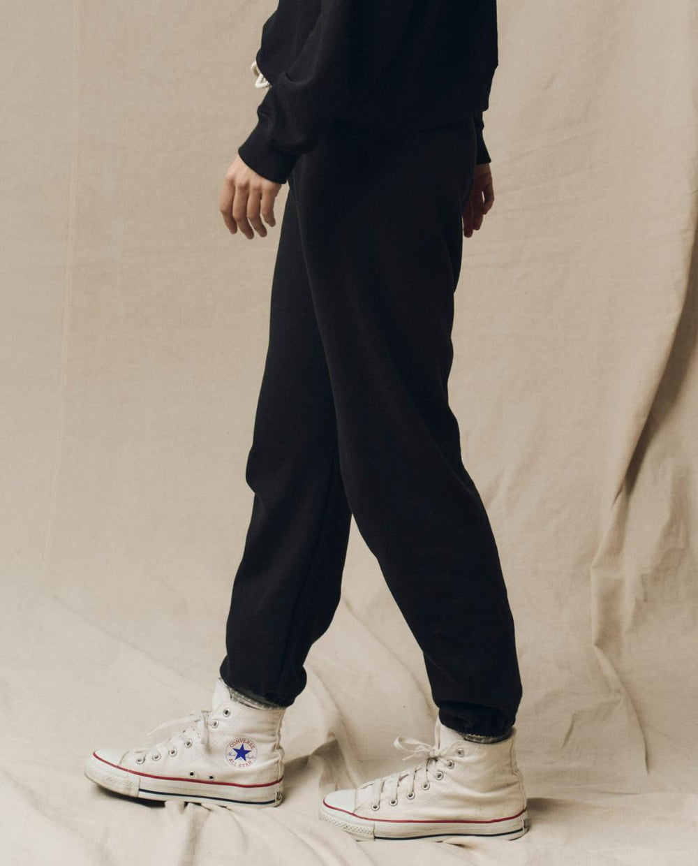 The Great. Sweatpants | The Stadium Sweatpant. Solid Almost Black - Women