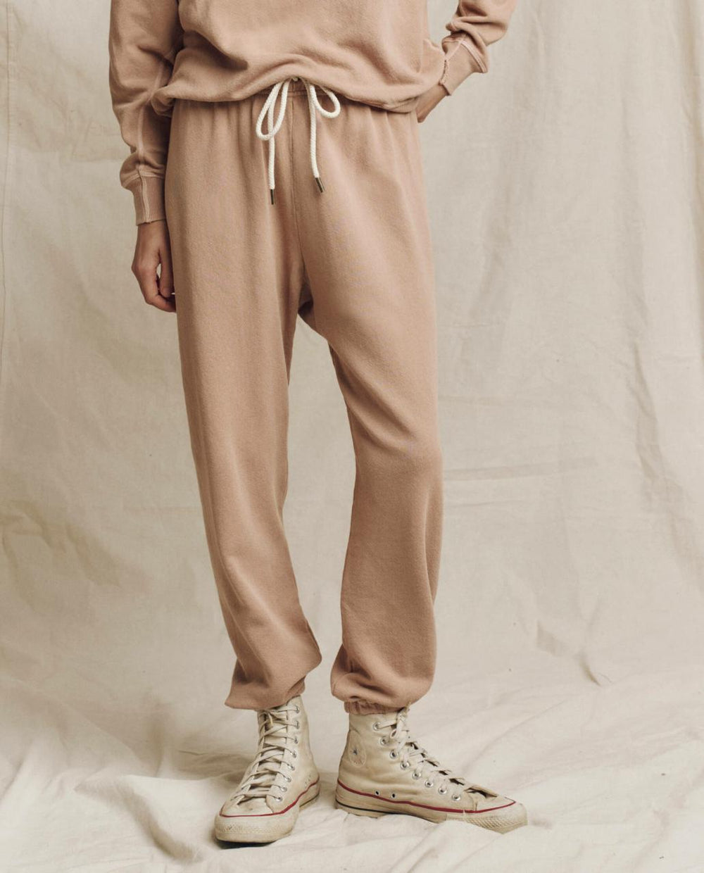 The Great. Sweatpants | The Stadium Sweatpant. Solid Biscotti - Women