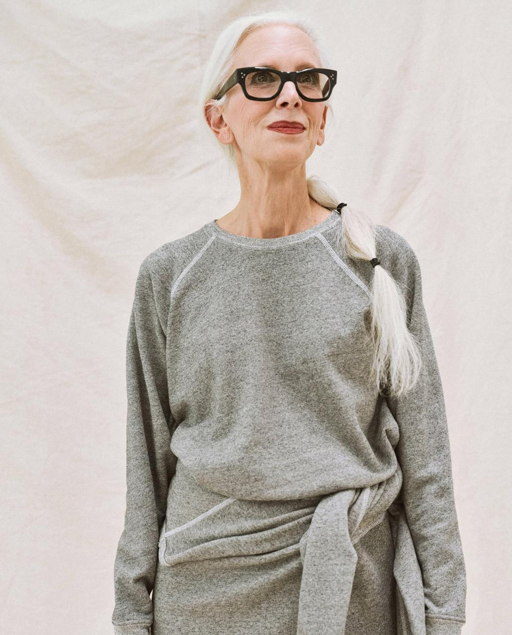 The Great. Sweatshirts | The Shrunken Sweatshirt. Varsity Grey - Women