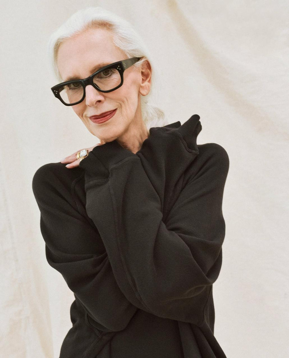 The Great. Sweatshirts | The Slouch Sweatshirt. Solid Almost Black - Women