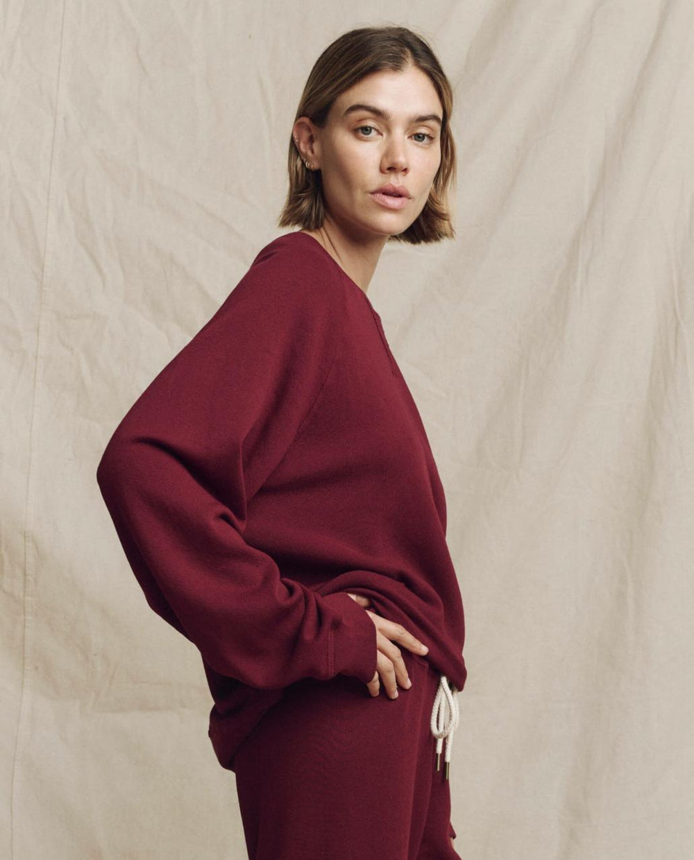 The Great. Sweatshirts | The Slouch Sweatshirt. Solid Plum - Women