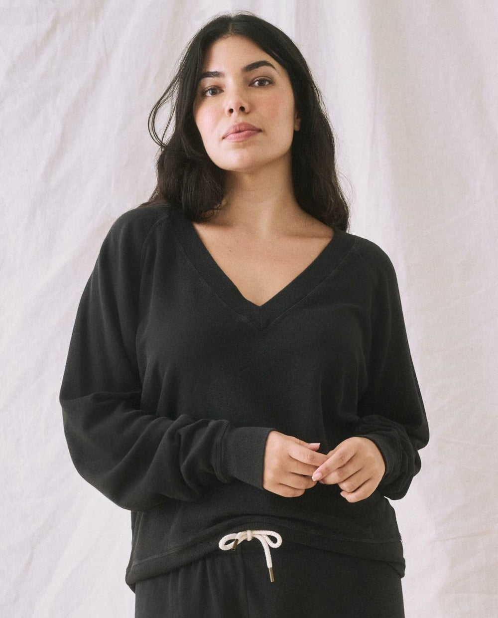 The Great. Sweatshirts | The V Almost Black - Women