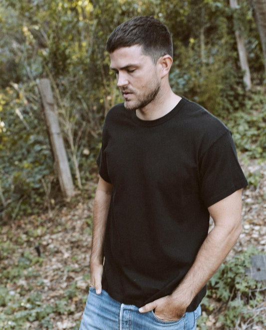 The Great. Tees & Sweats | The Men's Boxy Crew. Almost Black - Men