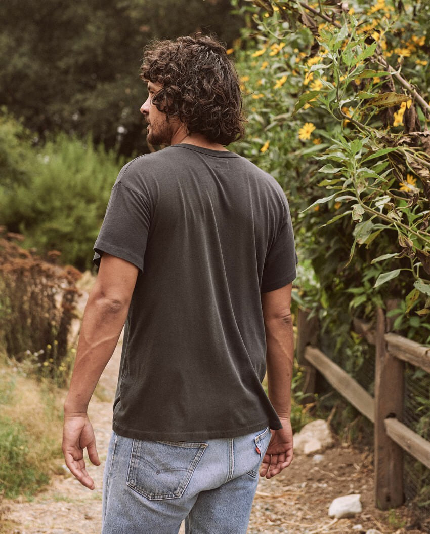 The Great. Tees & Sweats | The Men's Boxy Crew. Washed Black - Men