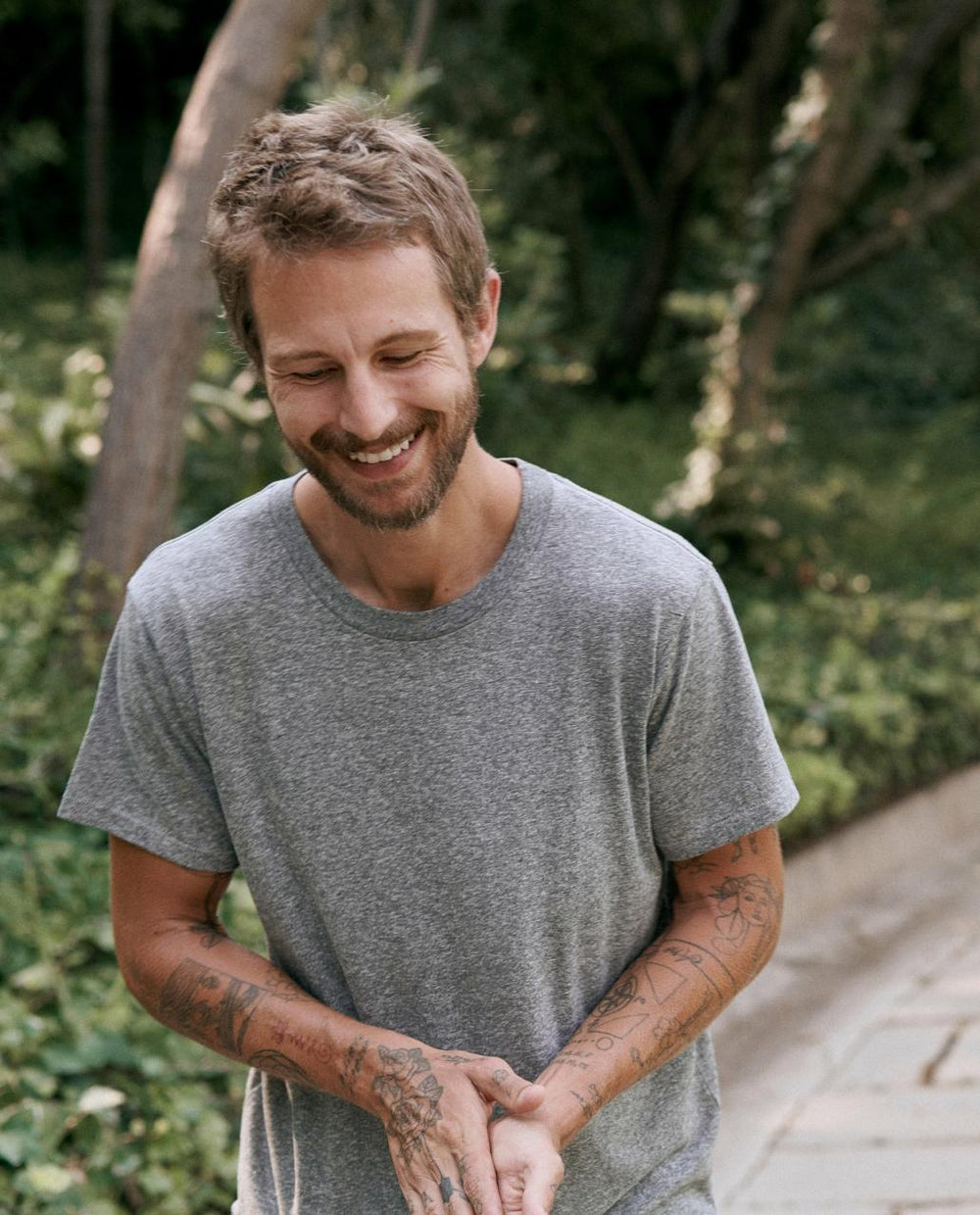 The Great. Tees & Sweats | The Men's Slim Tee. Heather Grey - Men