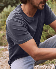 The Great. Tees & Sweats | The Men's Slim Tee. Washed Navy - Men