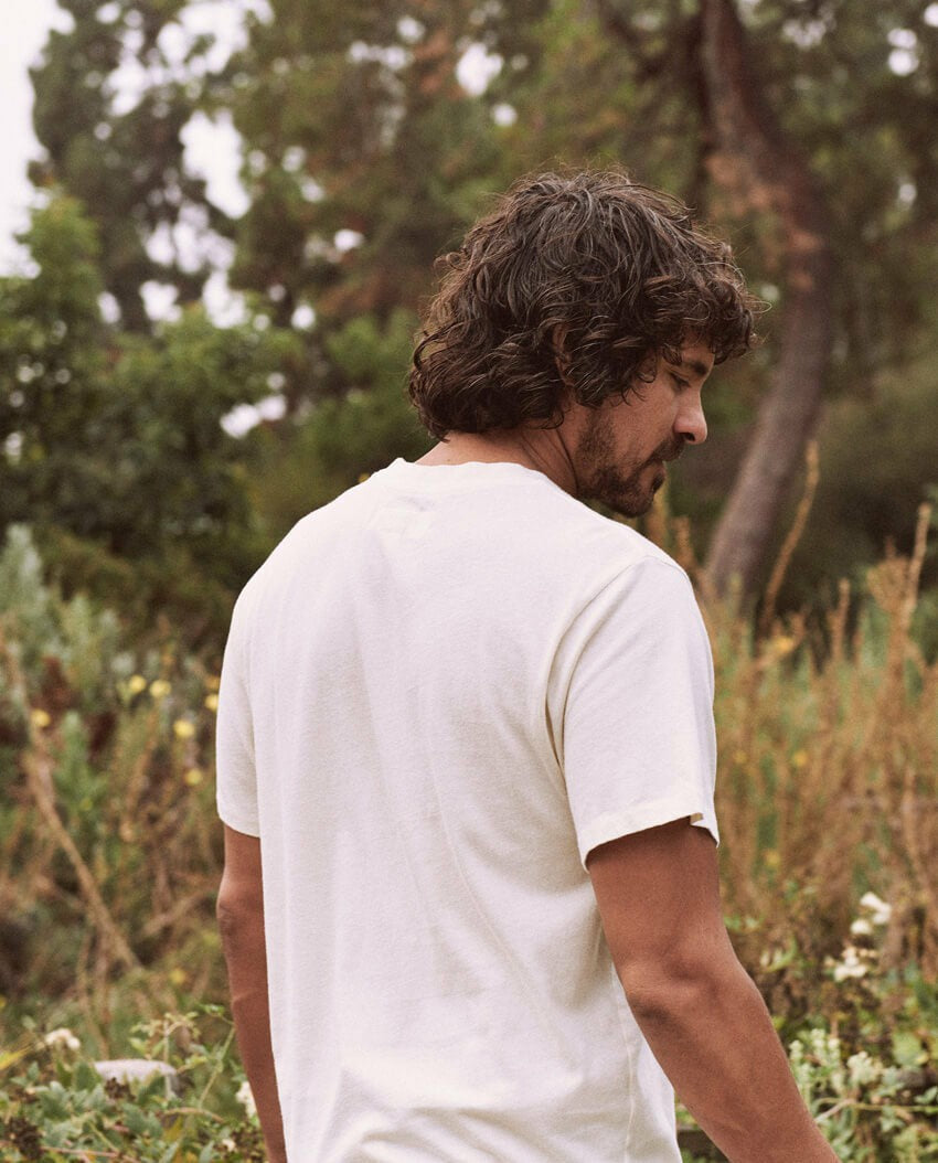 The Great. Tees & Sweats | The Men's Slim Tee. Washed White - Men