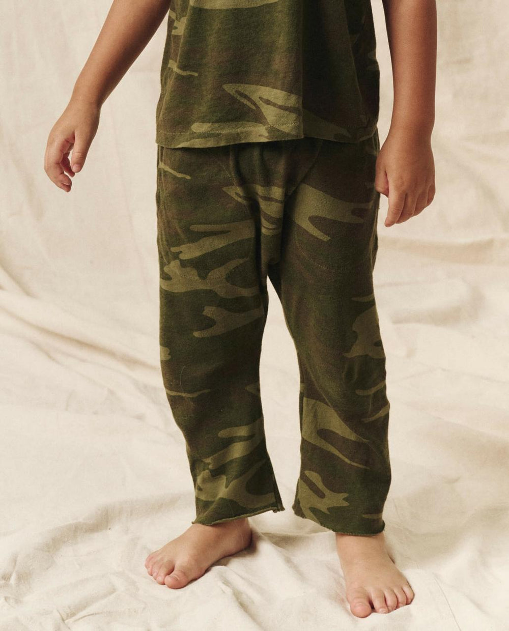 The Great. Tees & Sweats | The Little Jersey Crop. Solid Deep Woods Camo - Kids