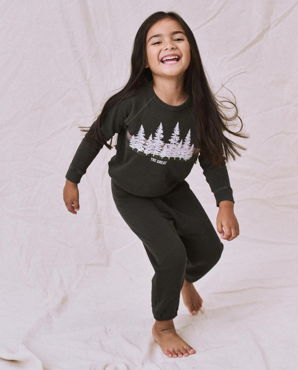 The Great. Tees & Sweats | The Little Stadium Sweatpant. Solid Washed Black - Kids