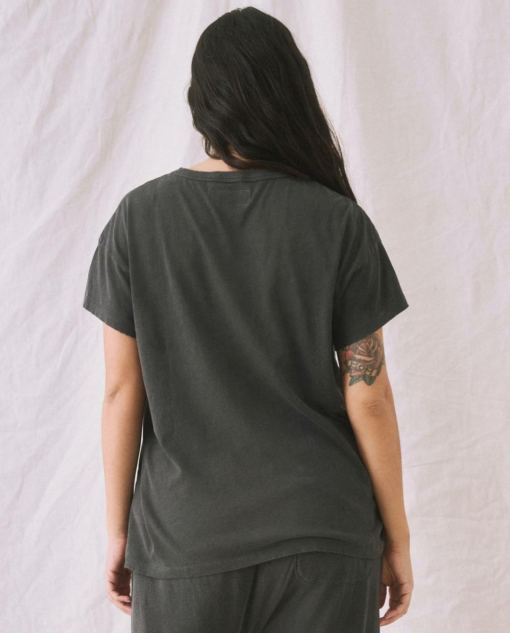The Great. Tees | The Boxy Crew. Washed Black - Women