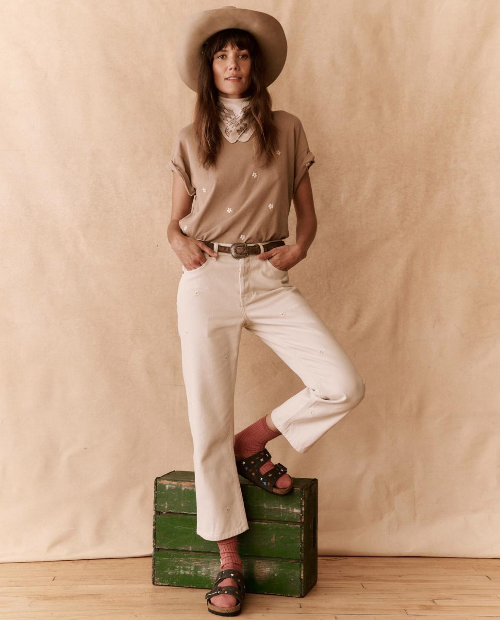 The Great. Denim | The Embroidered Daisy Wayne Jean.. Natural With Embroidered Daisies - Women