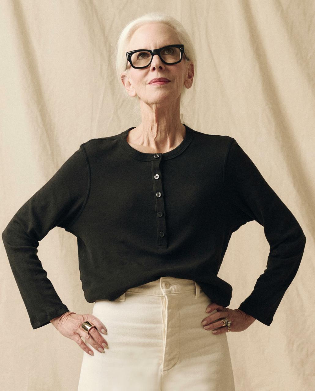 The Great. Long Sleeve Tees | The Recycled Rib Slim Henley. Night - Women