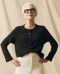 The Great. Long Sleeve Tees | The Recycled Rib Slim Henley. Night - Women