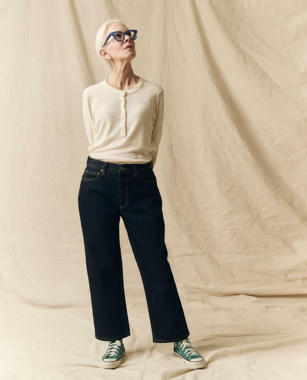 The Great. Long Sleeve Tees | The Recycled Rib Slim Henley. Snow - Women