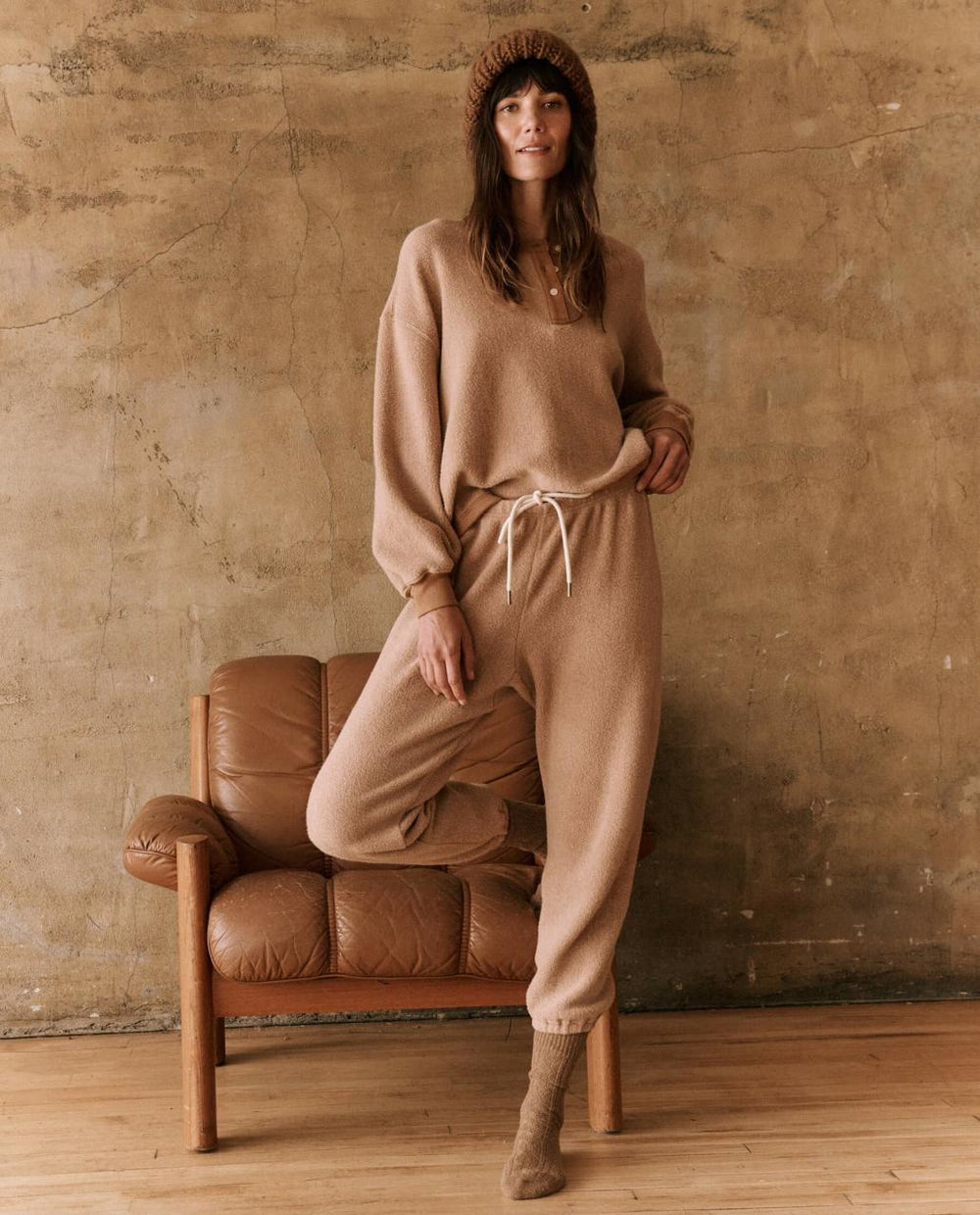 The Great. Pants | The Fleece Stadium Sweatpant. Fawn - Women
