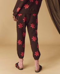 The Great. Pants | The Hand Stamped Stadium Sweatpant. Mocha With Hot Red Daisy - Women