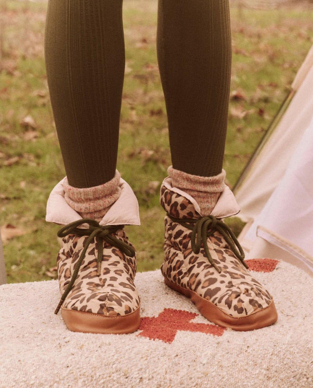 The Great. Shoes | The Down Quilted Puffer Slipper. Snow Leopard - Women