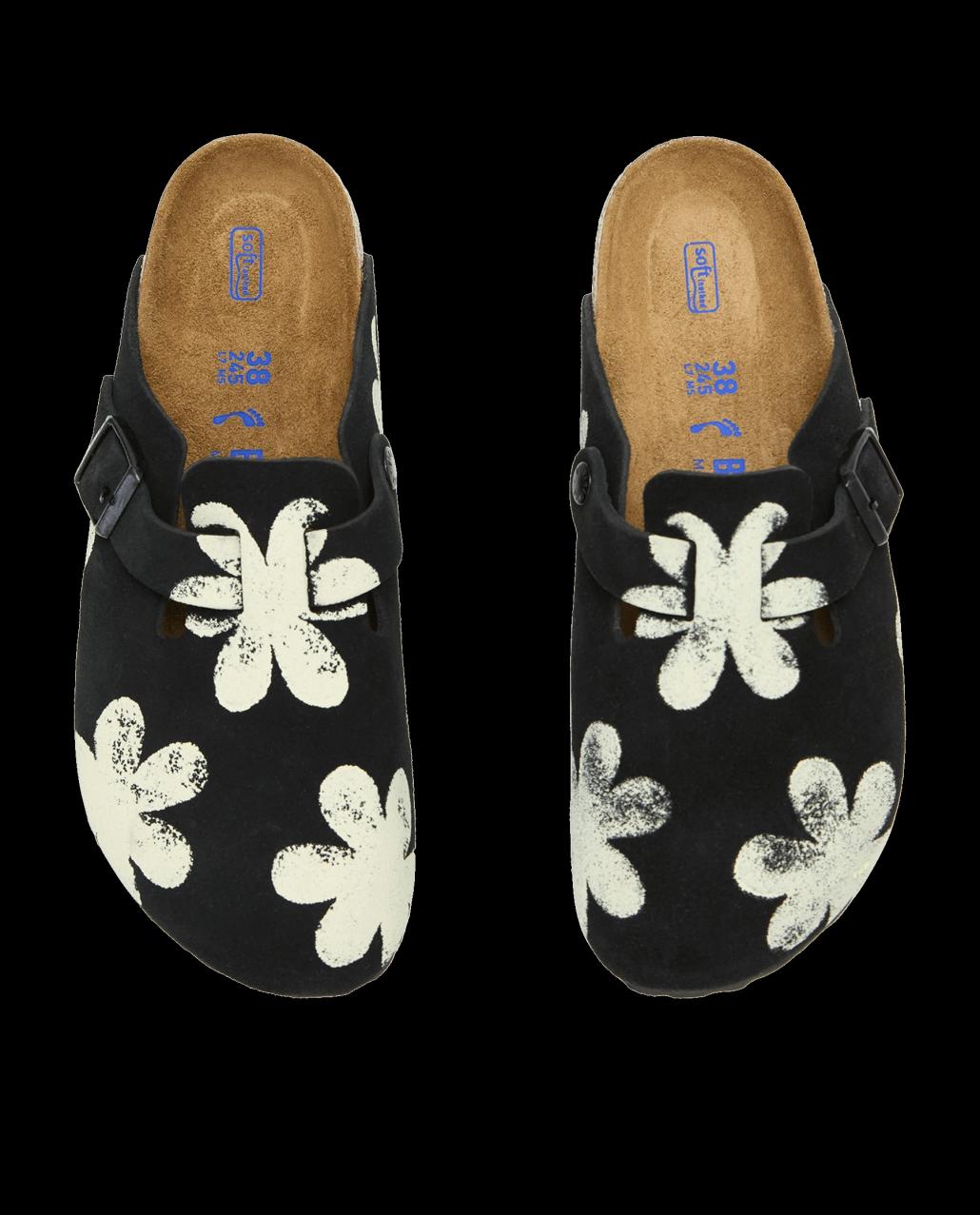 The Great. Shoes | The Hand Stamped BIRKENSTOCK Boston. Black With Cream Daisy - Women