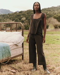 The Great. Sleep Bottoms | The Eyelet Easy Sleep Pant. Black - Women