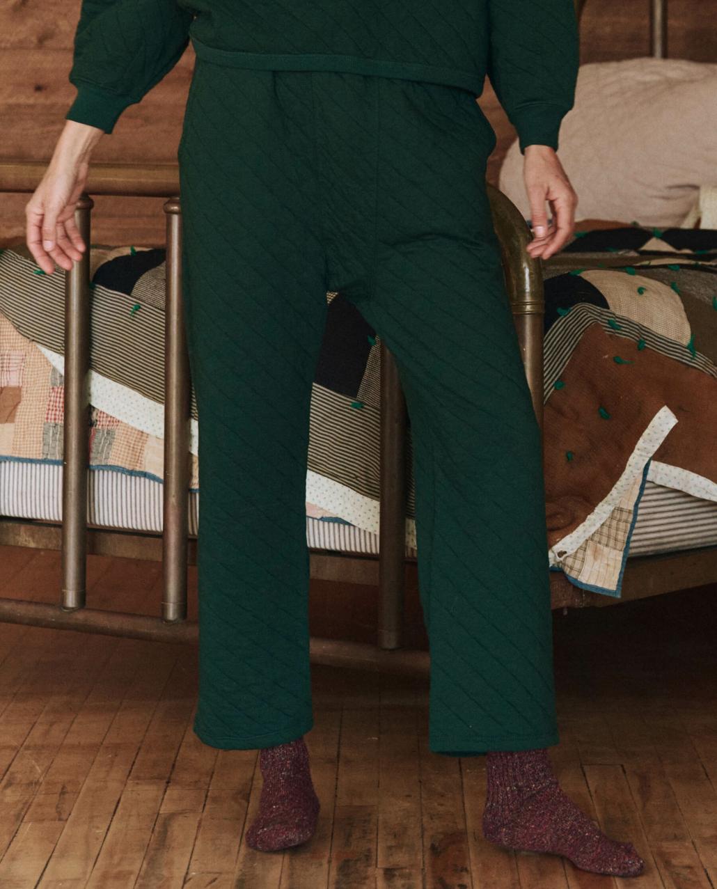 The Great. Sleep Bottoms | The Quilted Pajama Pant. Pine - Women