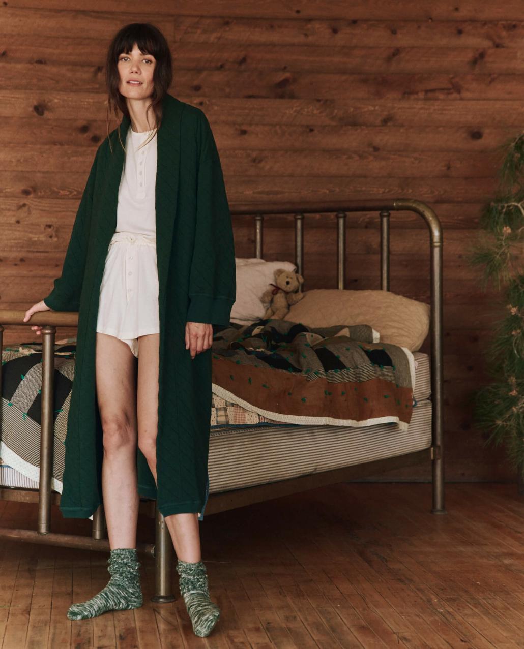 The Great. Sleep Robes | The Quilted Robe. Pine - Women