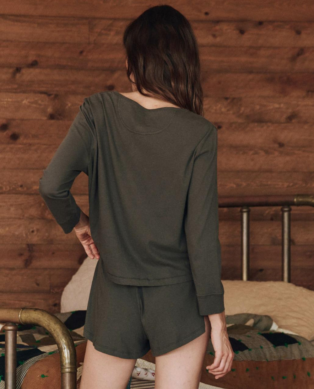 The Great. Sleep Tops | The Crop Sleep Henley. Washed Black - Women
