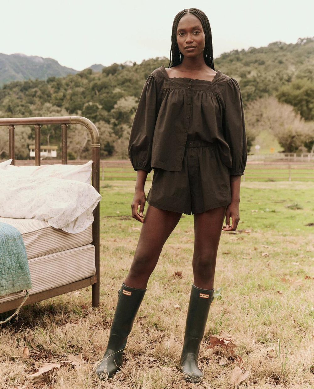 The Great. Sleep Tops | The Eyelet Button Sleep Top. Black - Women