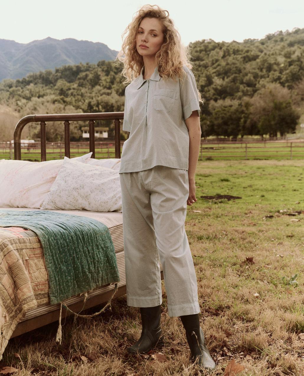 The Great. Sleep Tops | The Short Sleeve Pajama Shirt. Blue Star Print - Women