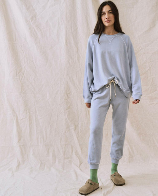 The Great. Sweatpants | The Cropped Sweatpant. Solid Whisper Blue - Women