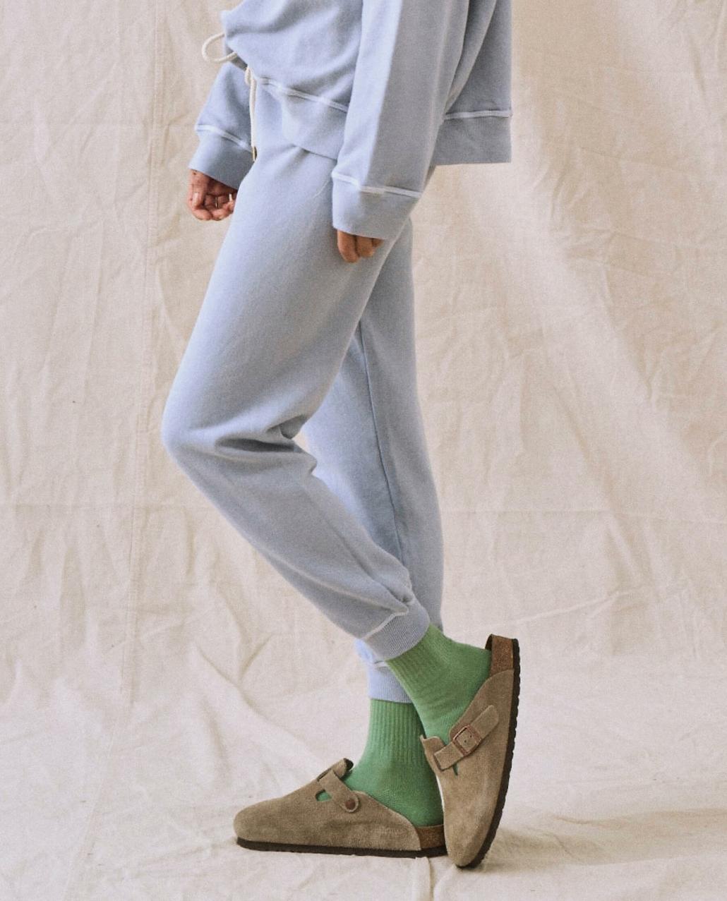 The Great. Sweatpants | The Cropped Sweatpant. Solid Whisper Blue - Women