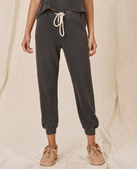 The Great. Sweatpants | The Cropped Sweatpant. Washed Black - Women