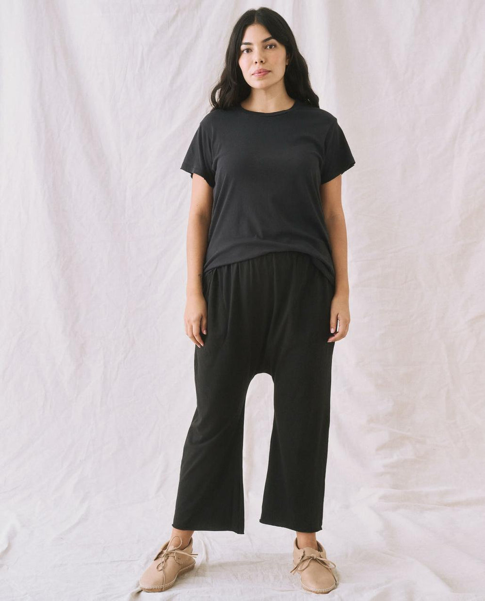 The Great. Sweatpants | The Jersey Crop. Almost Black - Women