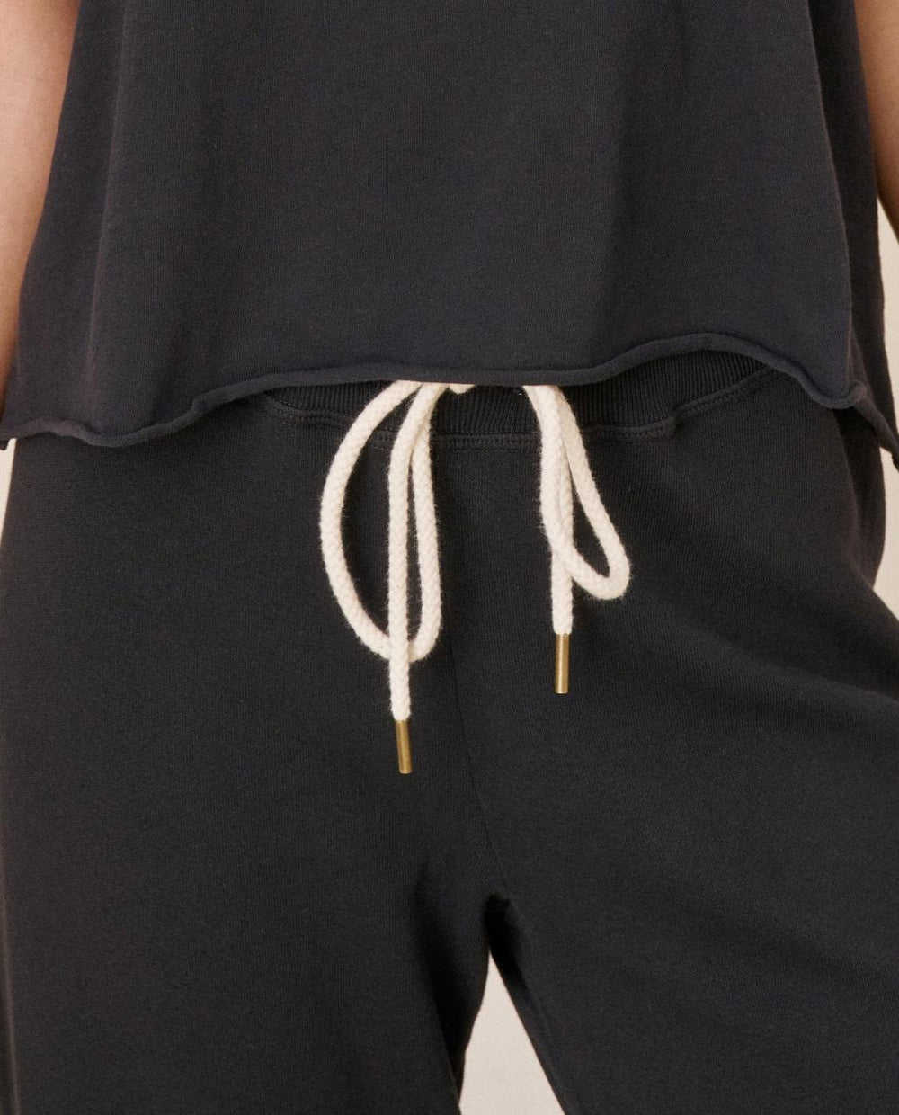 The Great. Sweatpants | The Wide Leg Cropped Sweatpant. Almost Black - Women