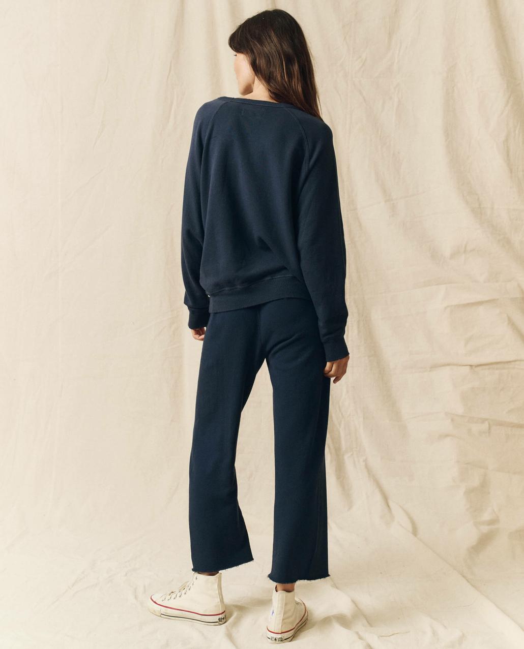The Great. Sweatpants | The Wide Leg Cropped Sweatpant. True Navy - Women