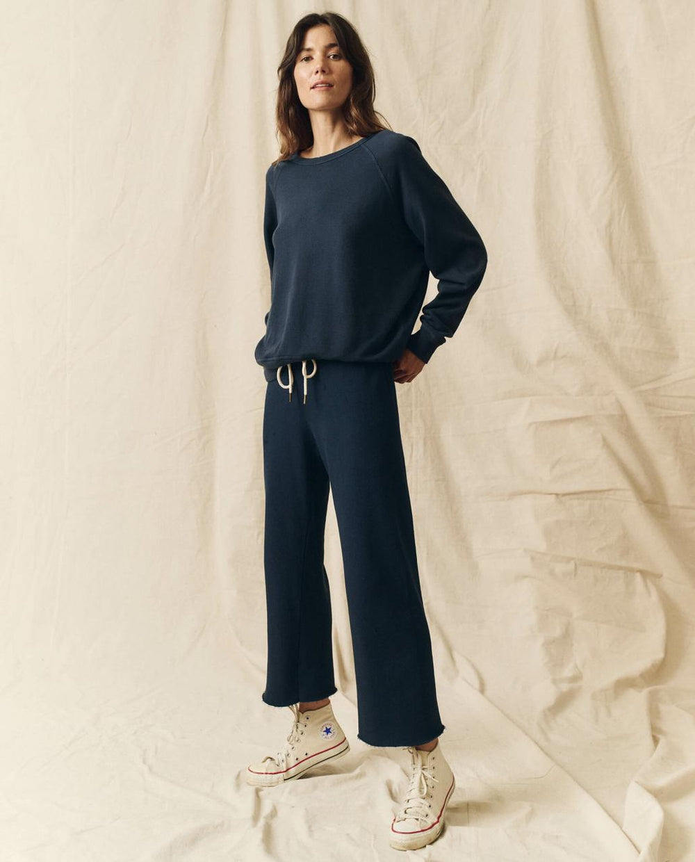 The Great. Sweatpants | The Wide Leg Cropped Sweatpant. True Navy - Women