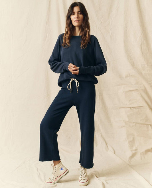 The Great. Sweatpants | The Wide Leg Cropped Sweatpant. True Navy - Women