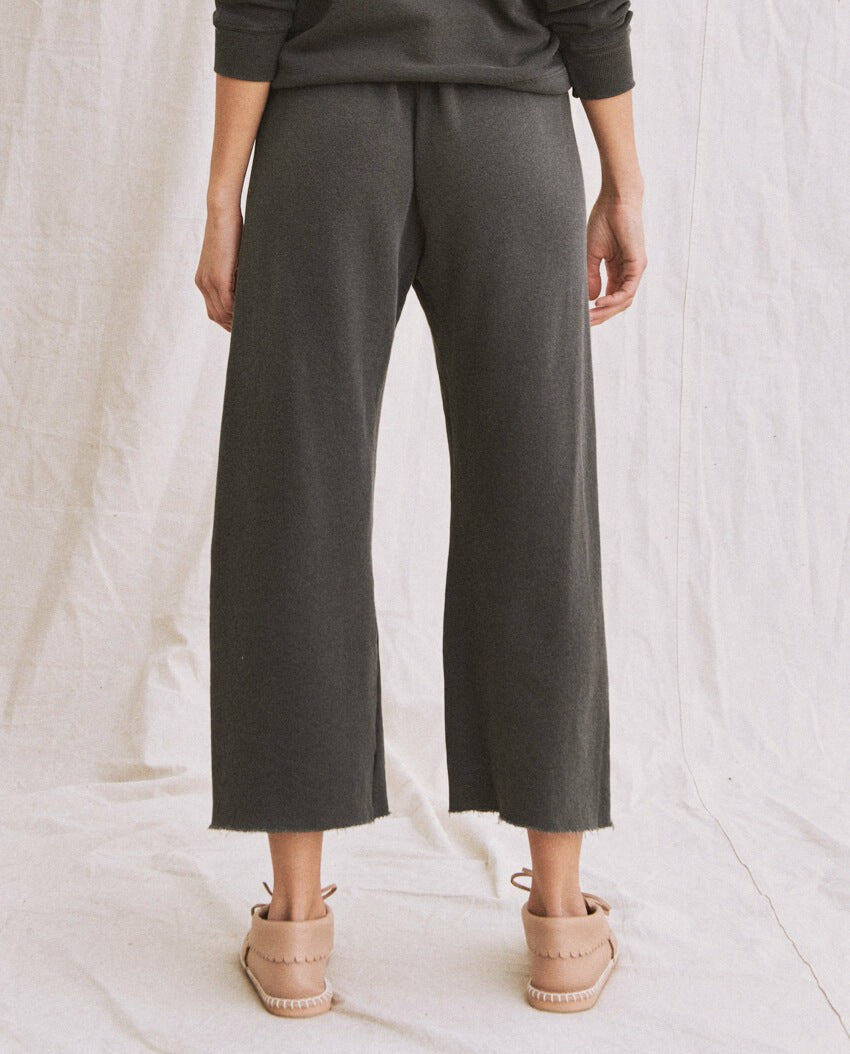 The Great. Sweatpants | The Wide Leg Cropped Sweatpant. Washed Black - Women