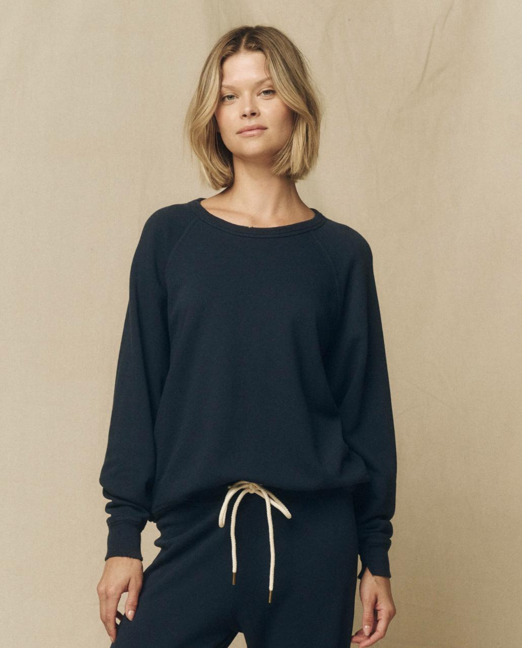 The Great. Sweatshirts | The College Sweatshirt. Solid True Navy - Women