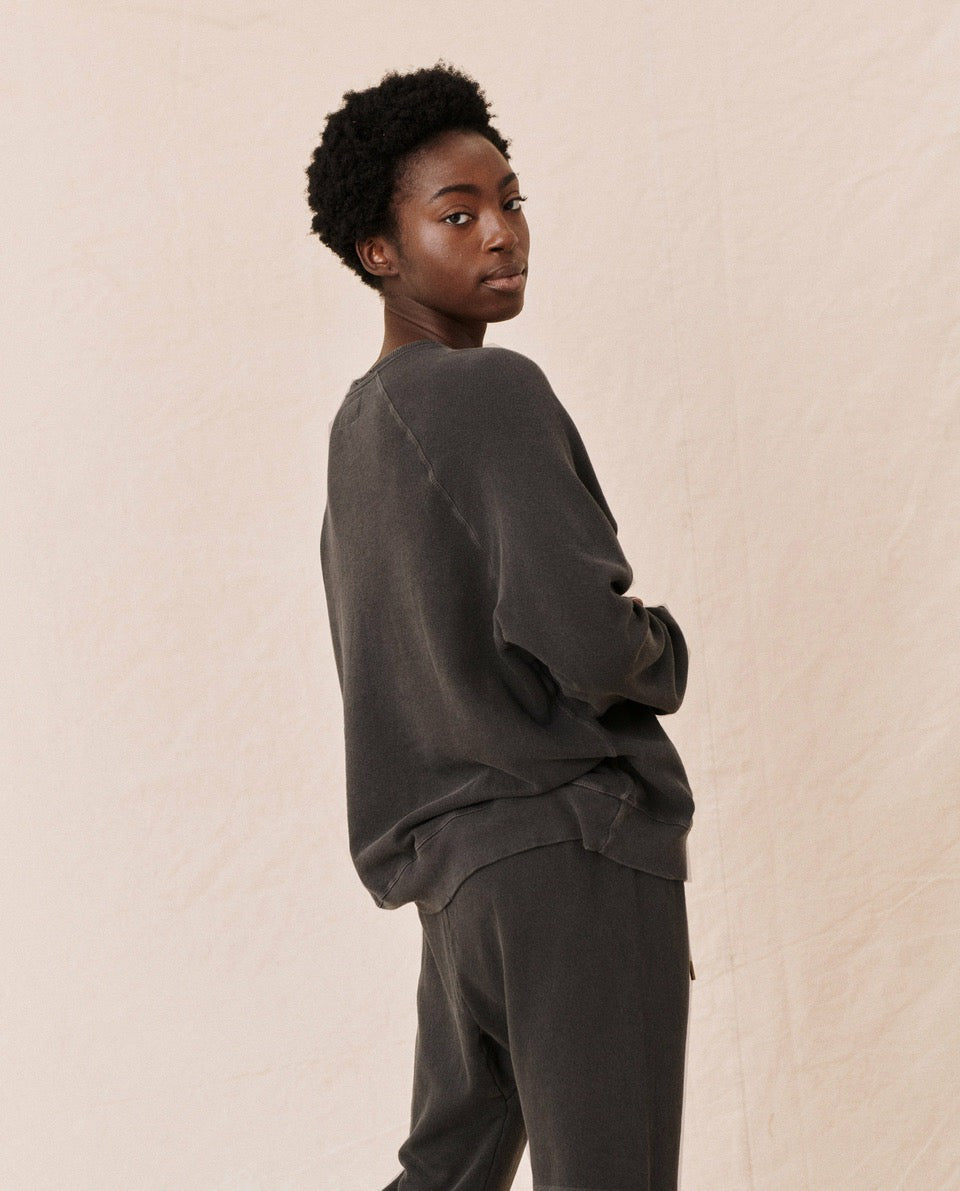 The Great. Sweatshirts | The Slouch Sweatshirt. Washed Black - Women
