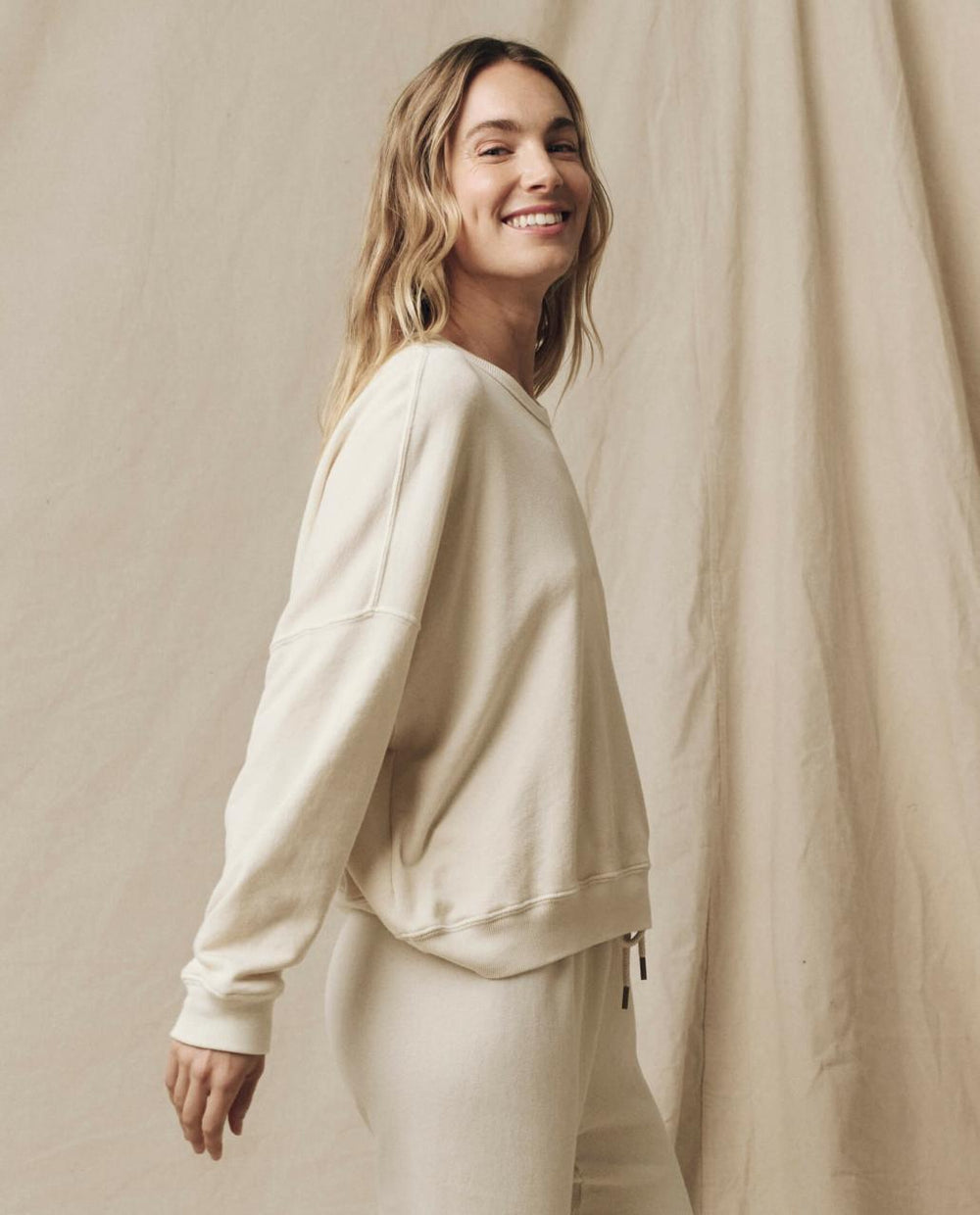 The Great. Sweatshirts | The Teammate Sweatshirt. Solid Washed White - Women