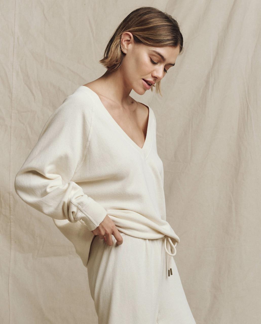 The Great. Sweatshirts | The V Washed White - Women