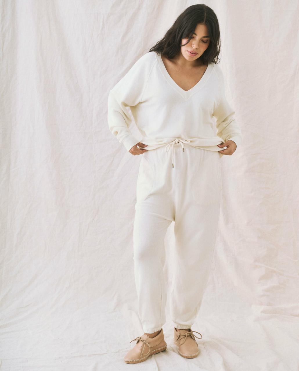 The Great. Sweatshirts | The V Washed White - Women