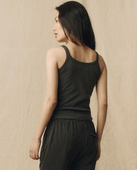 The Great. Tanks | The Slim Tank. Solid Washed Black - Women