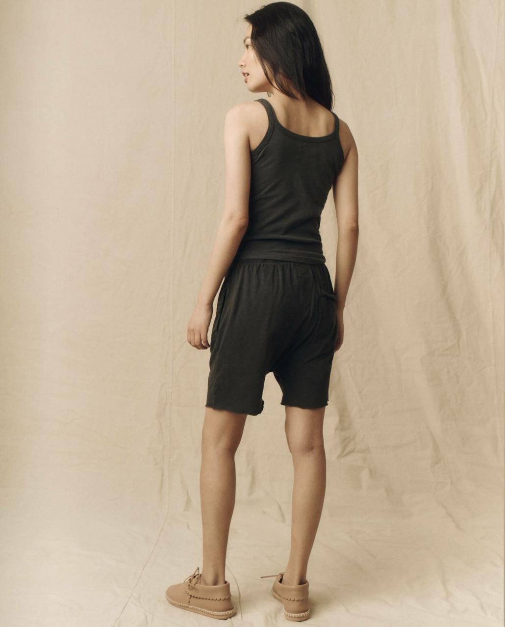 The Great. Tanks | The Slim Tank. Solid Washed Black - Women