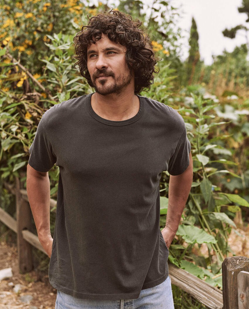 The Great. Tees &amp; Sweats | The Men&#039;s Boxy Crew. Washed Black - Men