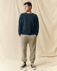 The Great. Tees &amp; Sweats | The Men&#039;s College Sweatshirt. True Navy - Men