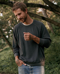 The Great. Tees &amp; Sweats | The Men&#039;s College Sweatshirt. Washed Black - Men